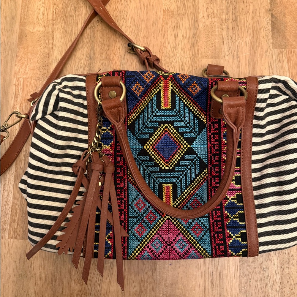 MMS Design Studio Boho Embroidered Crossbody Bag with Brown Removable  Straps